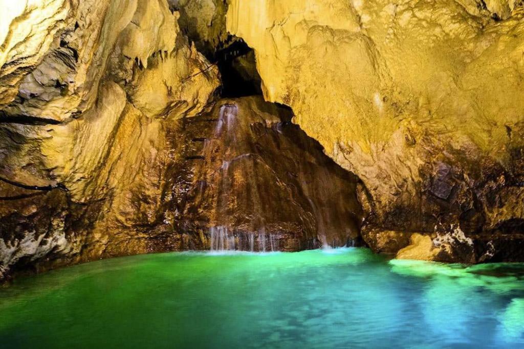 Ferme Ariegeoise, Gite Du Lac Unzent Exteriör bild